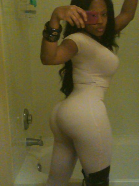 25P Single Ebony Babes From MeetMematch.com