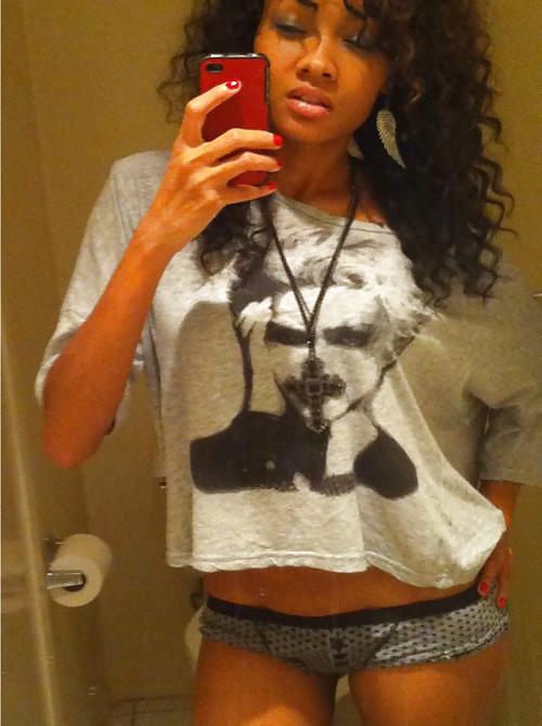 25P Single Ebony Babes From MeetMematch.com