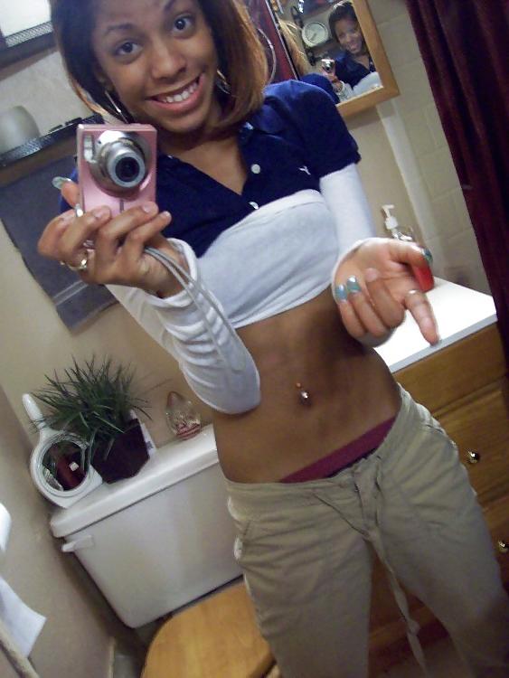 25P Single Ebony Babes From MeetMematch.com
