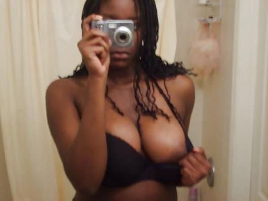25P Single Ebony Babes From MeetMematch.com