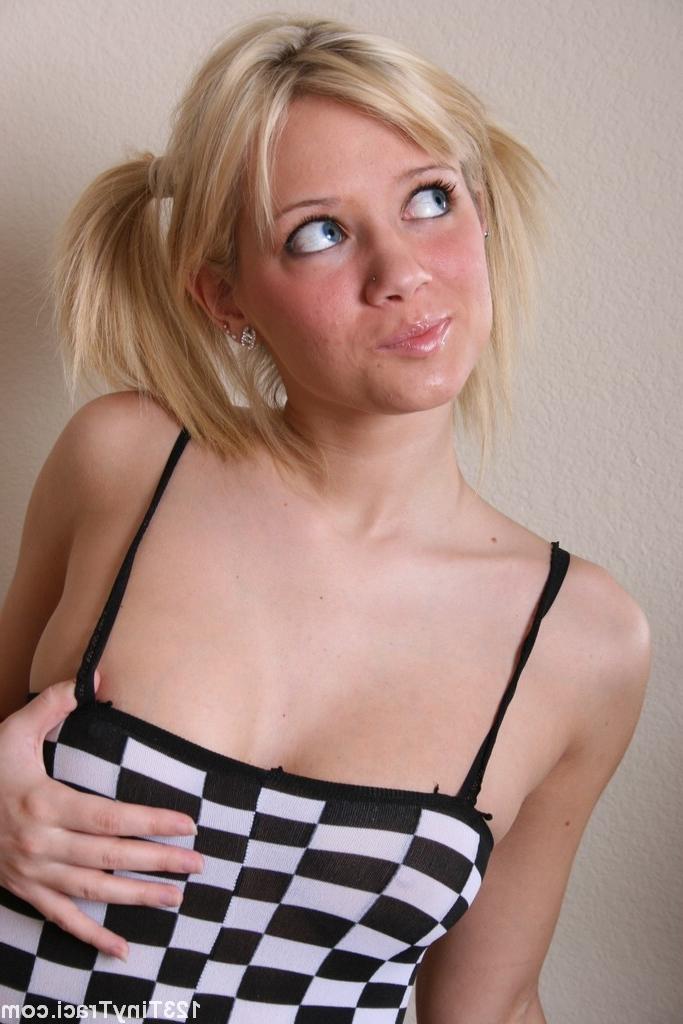 18P Perky tit blonde slowly stripping out of body suit