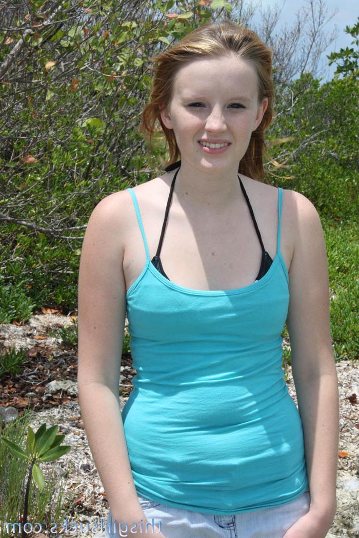 10P Blonde teen peels of her bikini and blows a lucky dick
