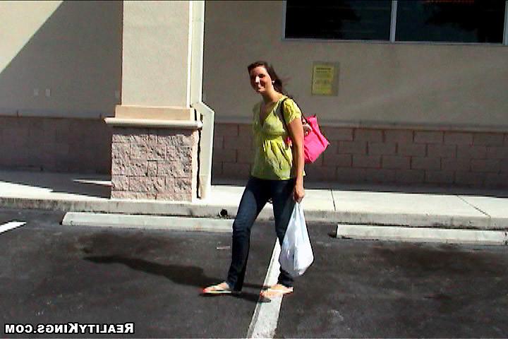12P Sexy young lorna needed some cash so i picked her up in the parking lot and had 