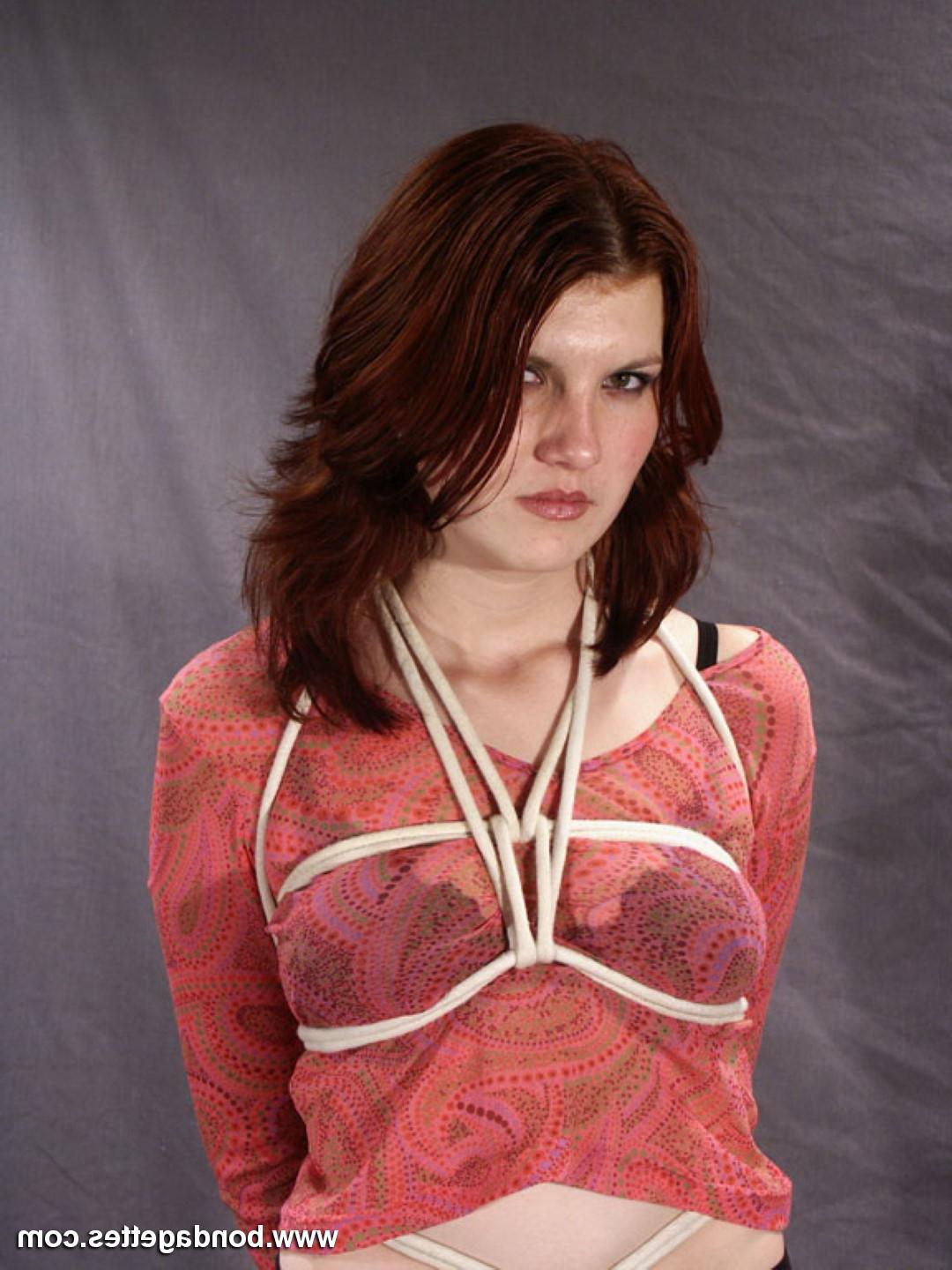 16P During a nonnude bondage photoshoot pretty amateur subbie Veroni
