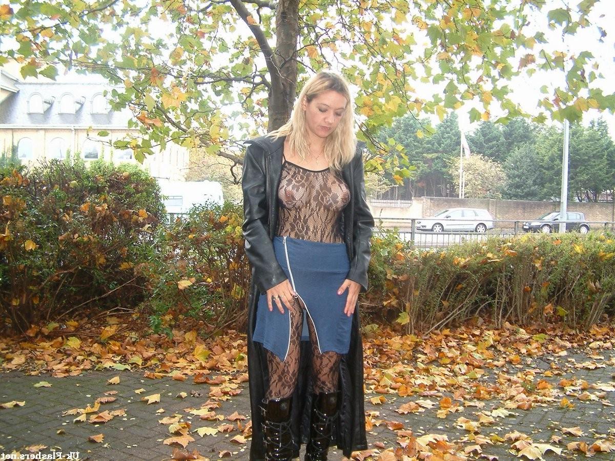16P Amateur milf Emmas pantyhose flashing and hairy public nudity