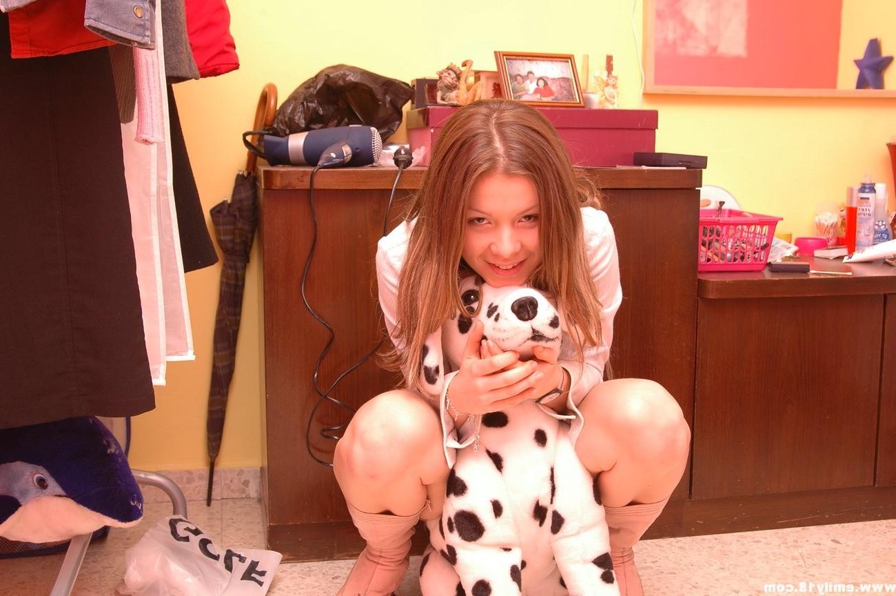 16P Cute amateur teen tease