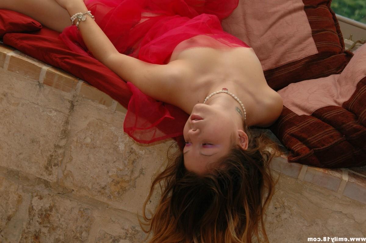 16P Amateur teen girl topless tease