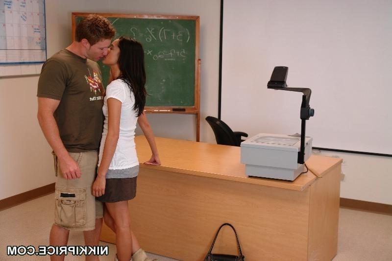 16P Amateur maigre adolescente baise