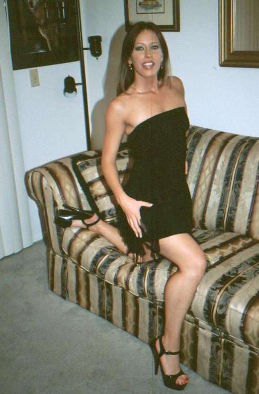 16P Hot brunette mature mom posing on a couch