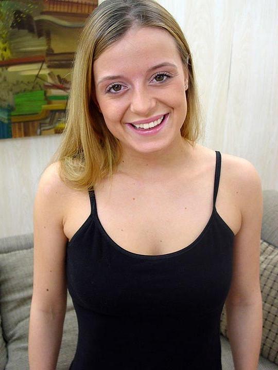 17P Sweet teenager getting naked for cash