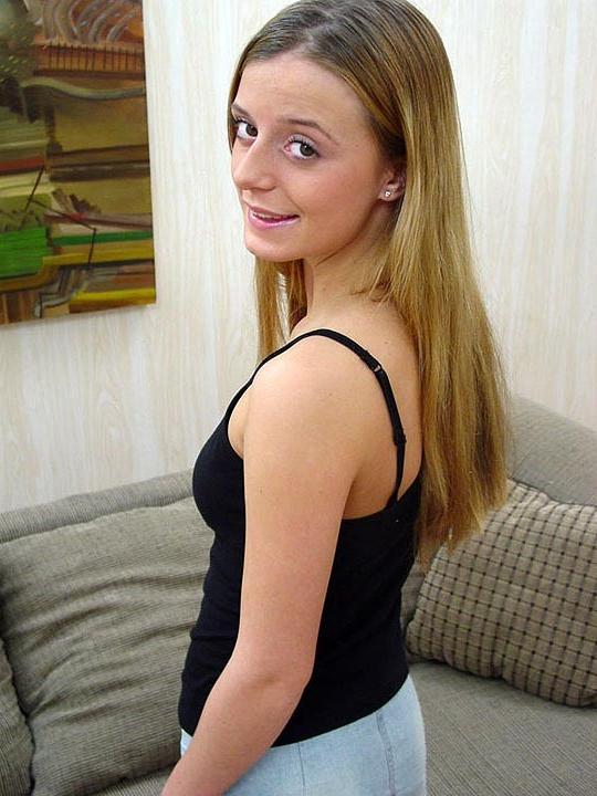 17P Sweet teenager getting naked for cash