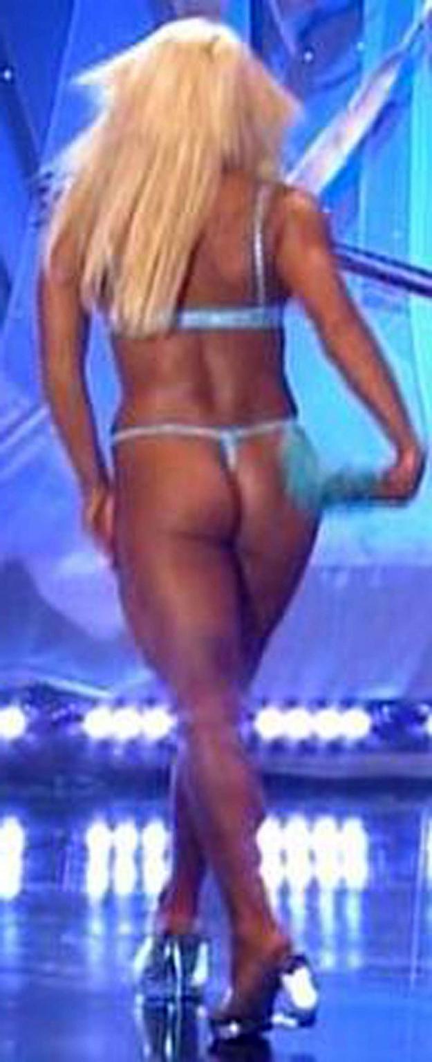 16P Torrie Wilson showing perfect ass in the ring and her sexy and hot body