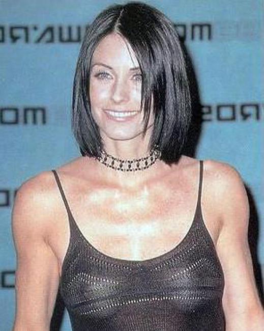 16P Pretty brunette Courteney Cox showing her perfect sexy body
