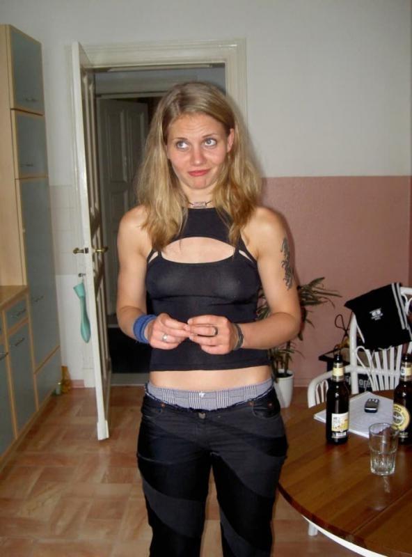 10P Naughty amateur MILF in see-thru top takes pants off