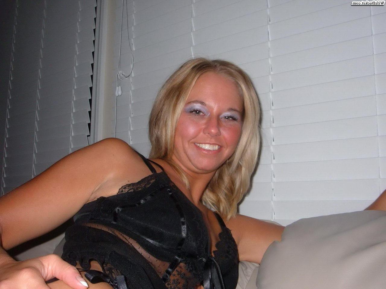 15P Blonde wive gets banged