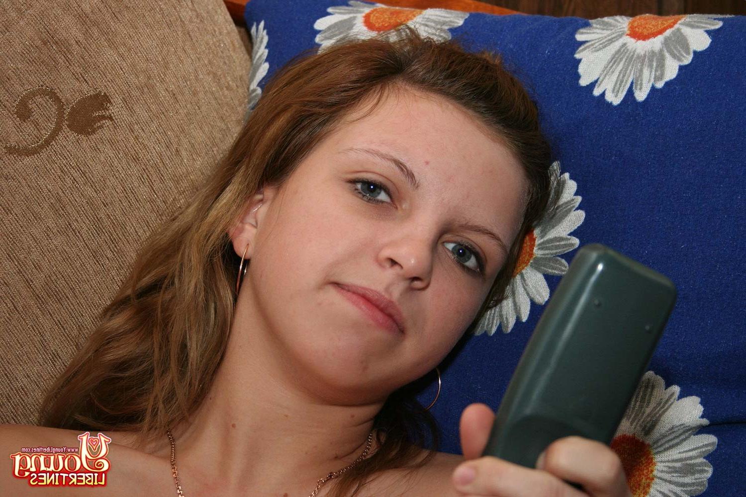 16P Young amateur teen girl fucking