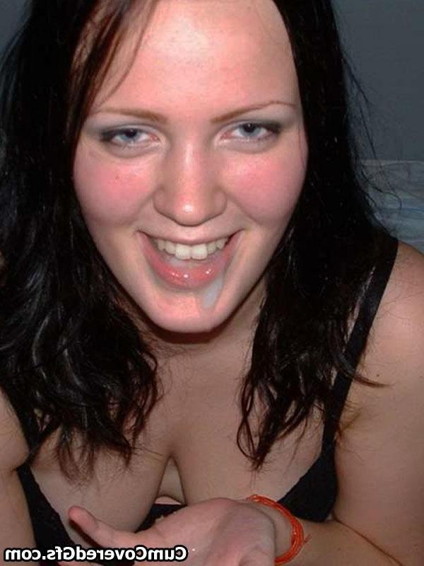 10P Amateur teen ex-girlfriends taking cumshots to the face