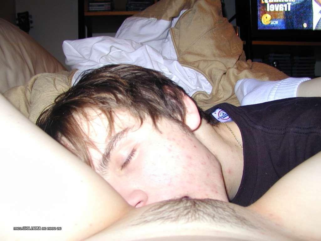 15P Amateur teen GF handjob and blowjob for cumshot in homemade pix