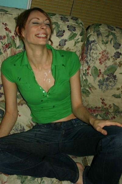 15P Homemade amateur teen girlfriend facial cumshots