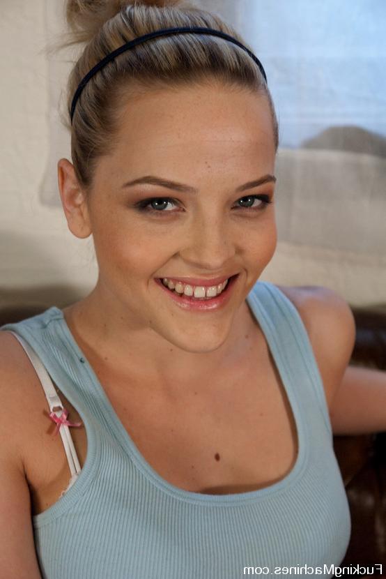 15P AVN award winner Alexis Texas machine nailed in a Kink exclusive shoot - her per