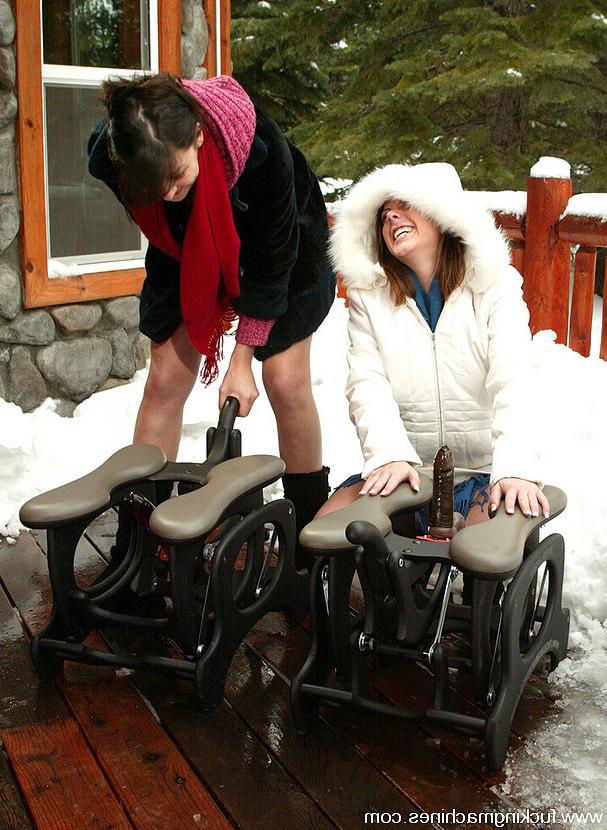 15P Girls fuck machines The sybian  The Fucksall train
