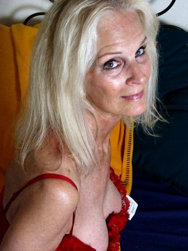 16P Kinky old granny in red lingerie masturbating with huge dildo