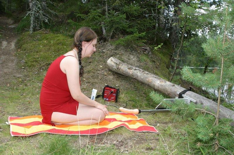 8P Girl with big tits enjoys a fuck machine outdoors