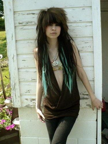 15P Tight emo amateur teen girlfriends teasing