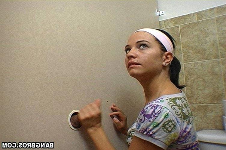15P Slut amateur teen chick handjob fetish at the glory hole