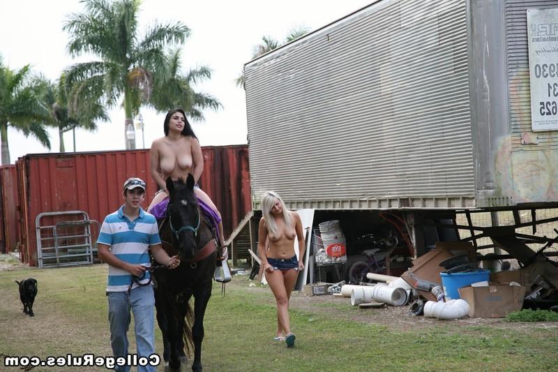 16P Two lucky college guys have a threesome each outdoors on campus