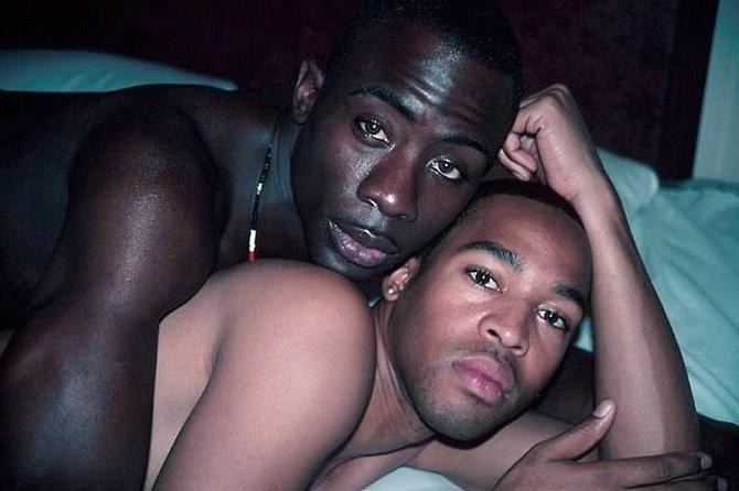 20P Black big cock couple enjoy mutual sucking and fucking delight
