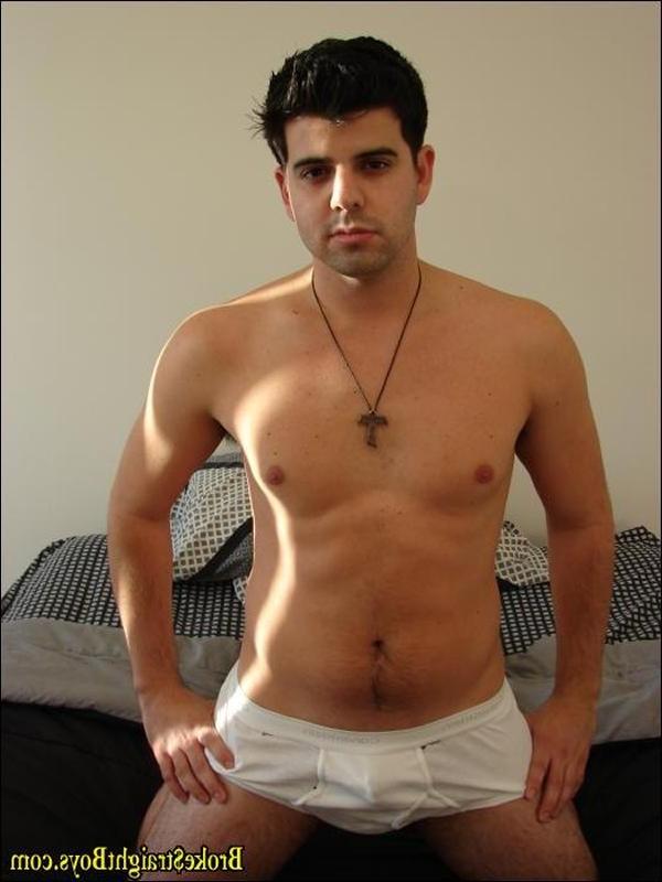 15P Straight guy jacks off for cash