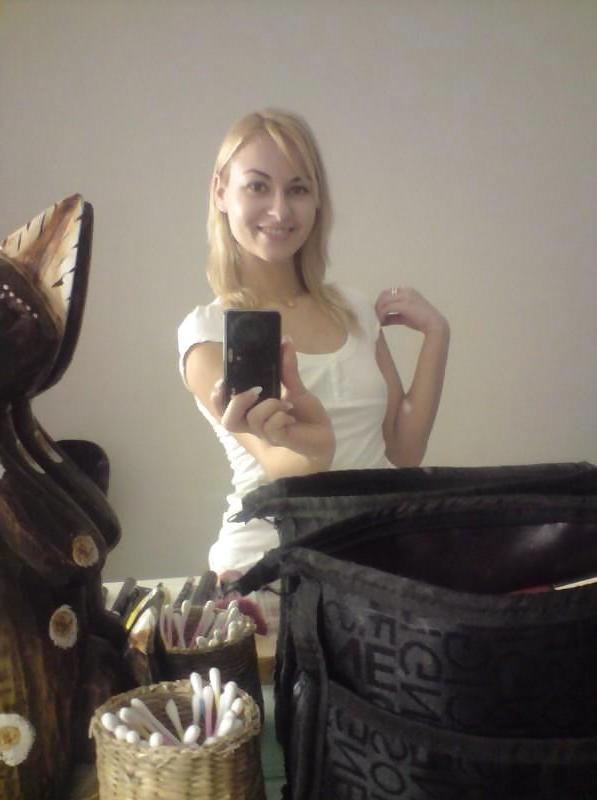 21P AMATEUR TEEN 10