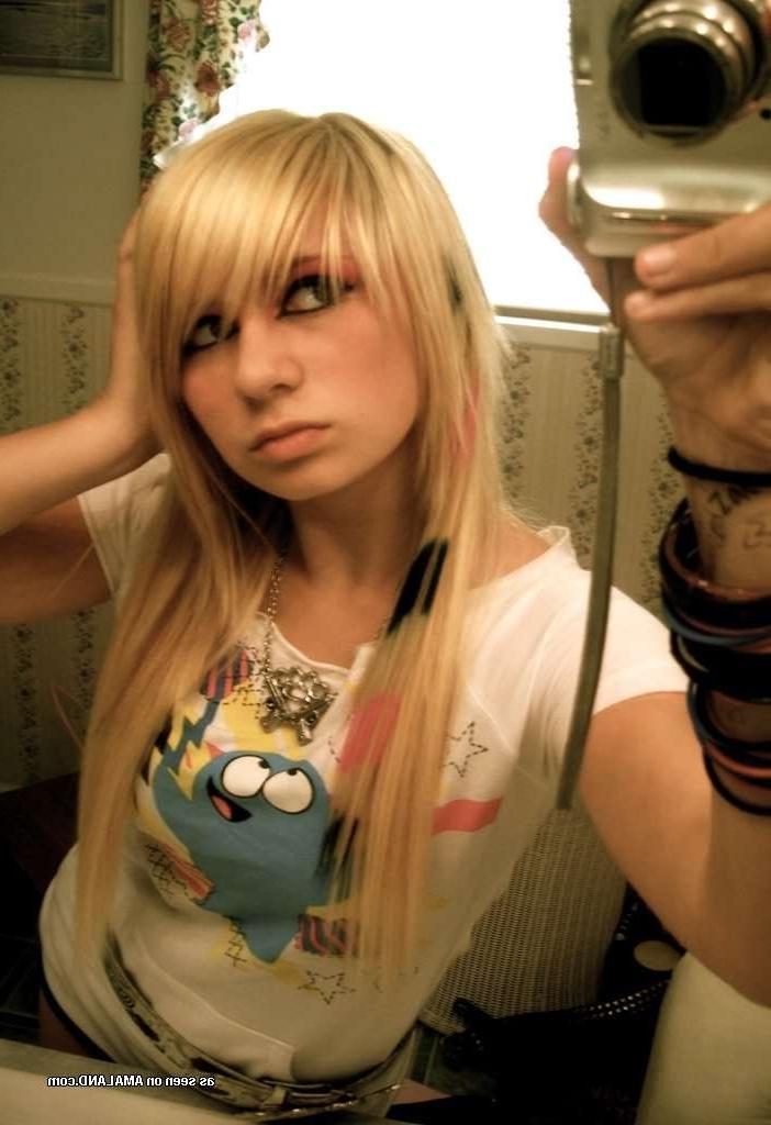 15P Nude amateur teen girlfriends in selfpics