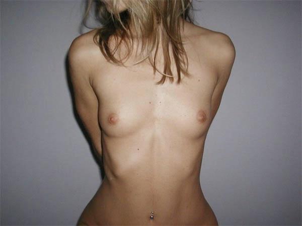 16P Amazing hot and sexy girls are caught on amateur video cam