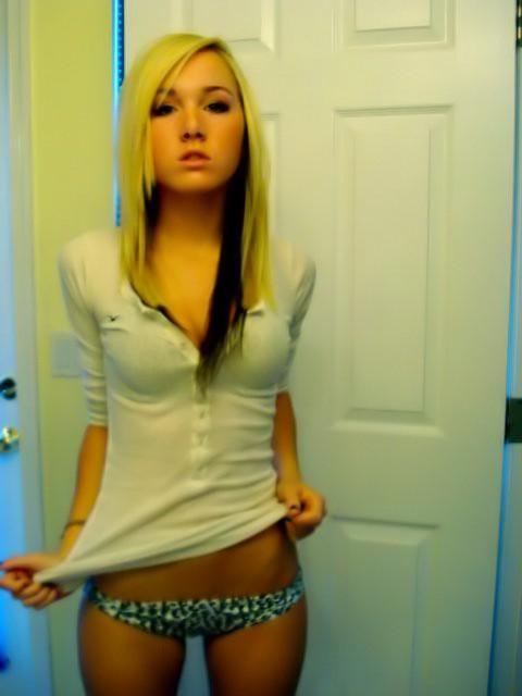 16P Amateur pics of horny babes being caught doing nasty things