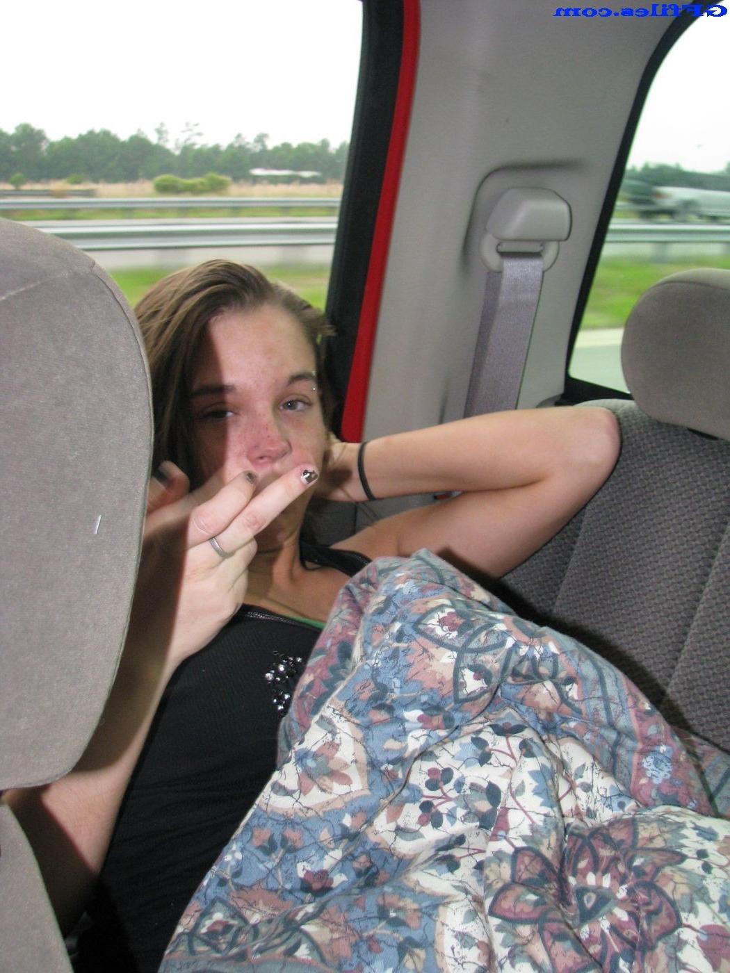 16P Amateur teen girlfriends sleeping candids