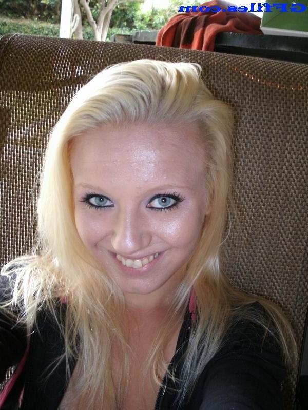 16P Amateur teen girlfriends self shots