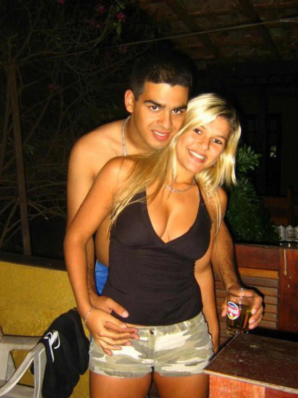 16P Amateur pics of horny babes being caught doing nasty things