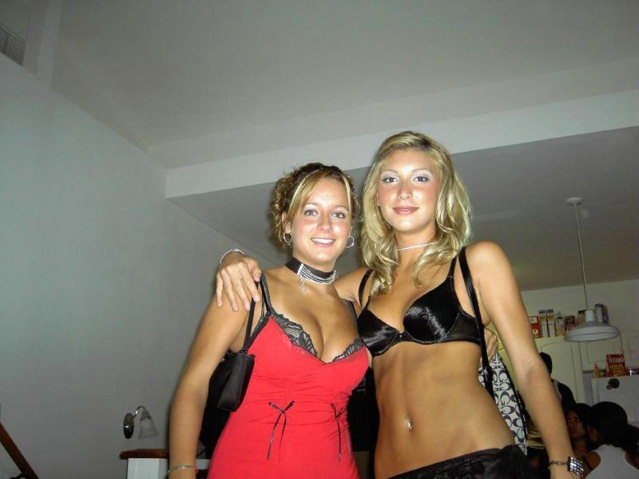 16P Amateur pics of horny babes being caught doing nasty things