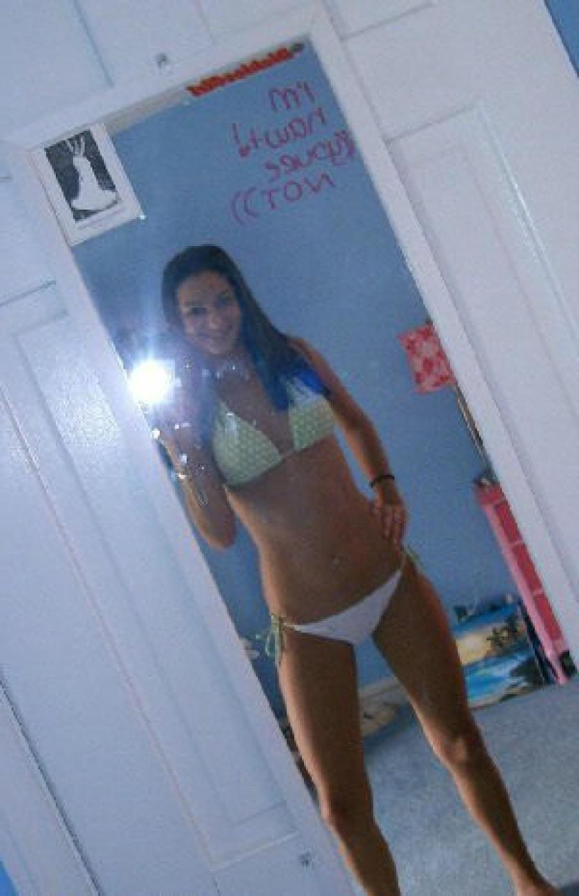 16P Amateur pics of horny wifes being caught doing nasty things