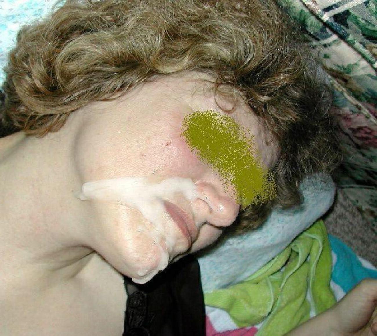 16P Naughty amateur sexy sluts loving hot and creamy facials
