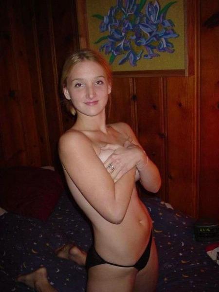 16P Naughty amateur sexy sluts loving hot and creamy facials