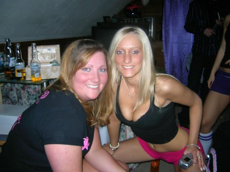 16P Amateur couples taking hot closeup pics of their fucking