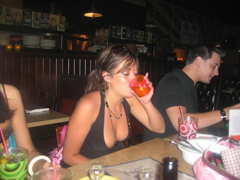 15P Hot and horny amateur girlfriends strip sexy