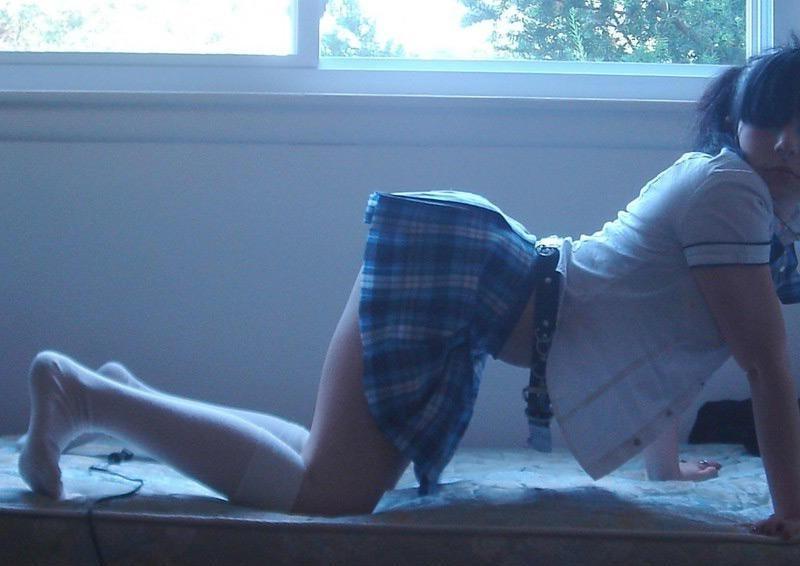 15P Awesome hot teen lovely undressing and showing sweet pussy