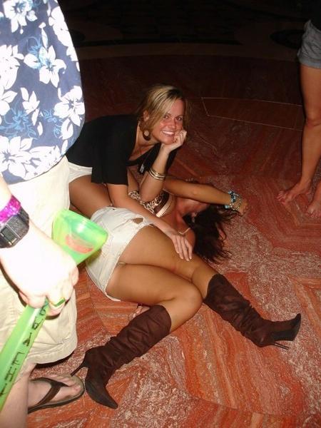 15P Awesome hot teen lovely undressing and showing sweet pussy