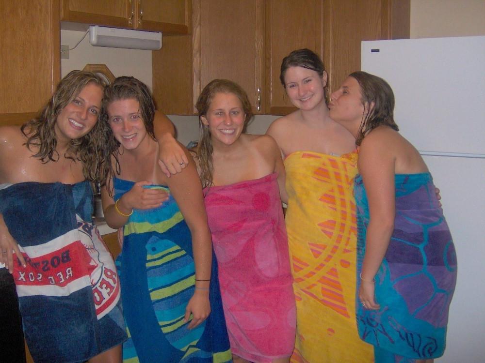15P Pretty amateur teen stripping and posing for you with no shame