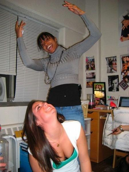 16P Amateur pics of horny girls being caught doing nasty things