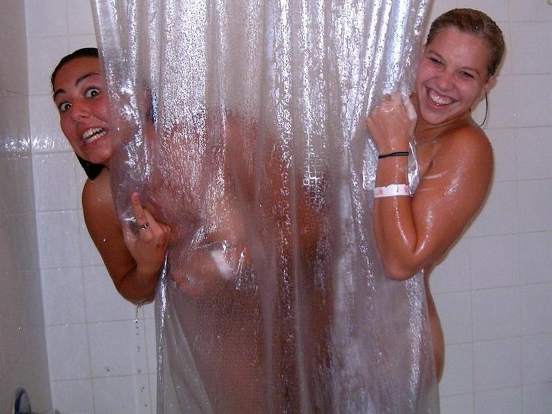 16P My sexy girl is caught on amateur cam rubbing her hot body